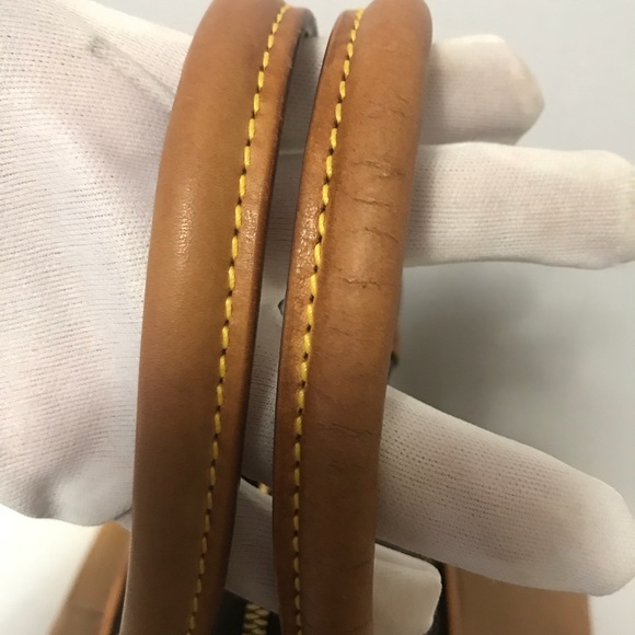 🔴SOLD🔴Authentic Louis Vuitton Monogram Ellipse - Picture 3 of 8